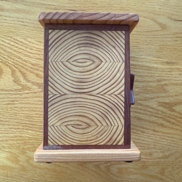 Tzedaka Charity Box Hand Crafted Unique Cross Grain Star of David Judaica - Picture 2 of 9